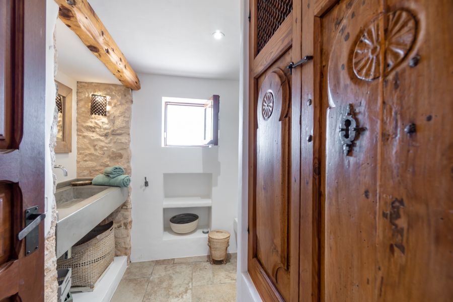 Baño de una habitación en Can Vicent d'en Costa